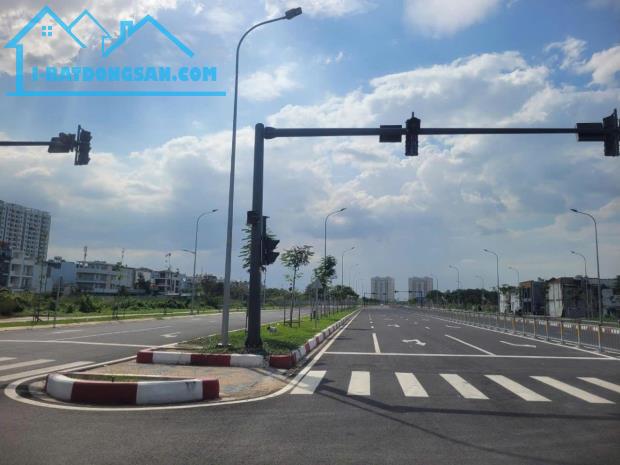 BÁN ĐẤT KHU DÂN CƯ 38HA MẶT TIỀN ĐƯỜNG DƯƠNG THỊ GIANG QUẬN 12- 100M2 - 2