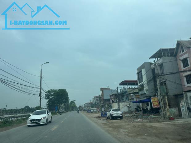 ĐƯỜNG Ô TÔ - ĐẤT VUÔNG ĐẸP - CÁCH TRỤC CHÍNH KINH DOANH  50M - TIỆN ÍCH BẠT NGÀN