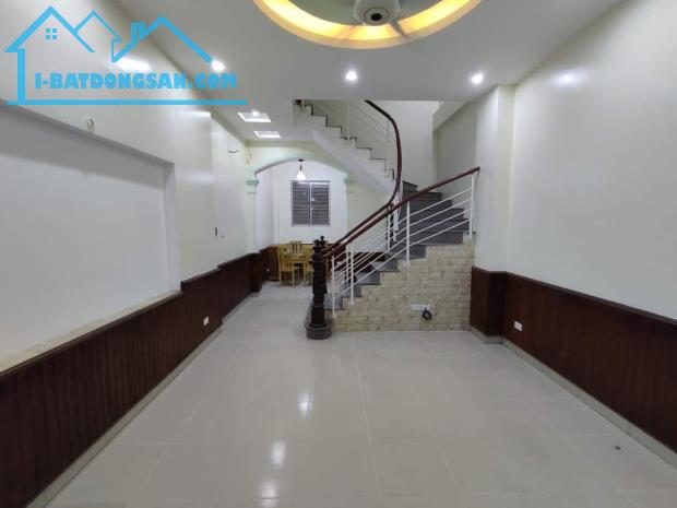 🏡 Chính chủ cần bán nhà gần phố – Vị trí cực đẹp, gía chỉ hơn 6 tỷ - 3