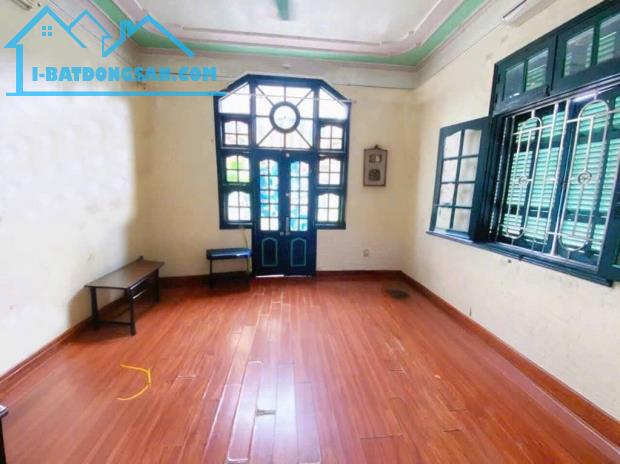MẶT HỒ-ÔTÔ TRÁNH-LÔ GÓC 3 THOÁNG-64M 15xTỶ-NGỌC LÂM LONG BIÊN-KINH DOANH CỰC ĐỈNH - 2