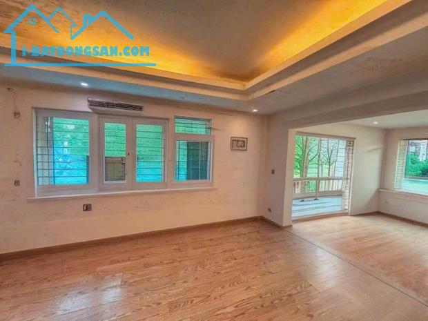 MẶT HỒ-ÔTÔ TRÁNH-LÔ GÓC 3 THOÁNG-64M 15xTỶ-NGỌC LÂM LONG BIÊN-KINH DOANH CỰC ĐỈNH - 3