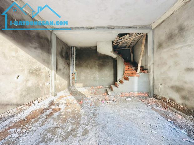 💜NHÀ PHỐ THANH AM 30M2X5T CHÀO 5.5 TỶ - SÁT PHỐ - THOÁNG- MỚI KOONG - 1