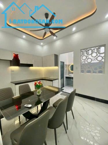 NHÀ CẤP 4 XÂY MỚI 2PN, DT 100M2, SÂN Ô TÔ GIÁ RẺ NHƯ CHO ! - 3
