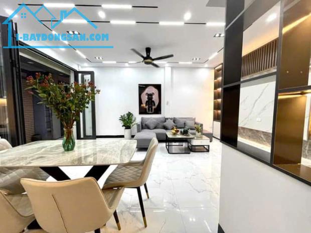 Phải thật nhanh Hoàng Liên 35.2m2-5 tầng, ô tô, NT đẹp ở ngay, 5.48 tỷ - 2