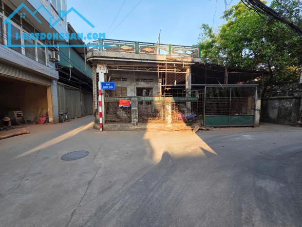 Diện tích: 97m² (mặt tiền rộng 6m) GIÁ 2 TỶ 

 rộng, thoáng – cực kỳ thuận lợi kinh doanh - 2