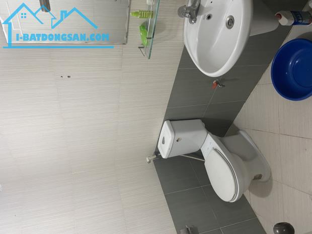 # Chỉ 6.79 Tỷ, Có Nhà 40m, 5 Tầng, Phường Xuân La - 2
