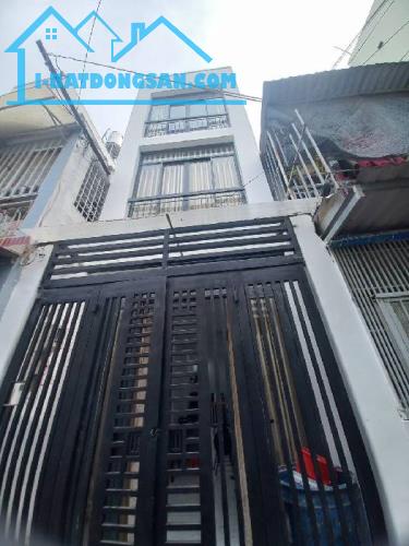 Bán nhà đúc 3 lầu 3,3x10 cách mặt tiền đường Tú Mỡ 3 căn