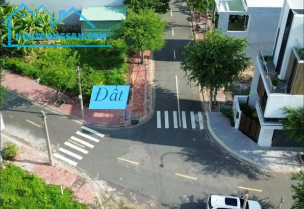 🎯 Cần bán lô đất đẹp góc 2 mặt tiền đường Đoàn Thị Điểm & Nguyễn Thần Hiến - TP Bà Rịa