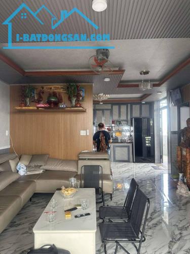 CHDV- VỪA Ở VỪA CHO THUÊ- CHỦ TỰ KINH DOANH -DÒNG TIỀN 50TR/ THÁNG - VƯỜN LÀI - 3