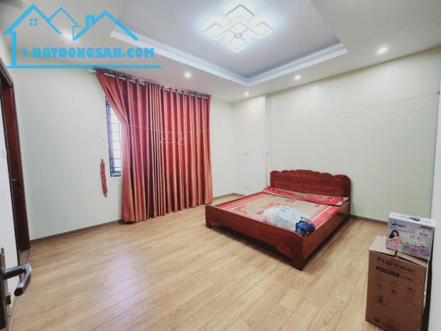 BÁN NHÀ LÔ GÓC 5 TẦNG DỌC BÚN VĂN KHÊ, DT 40/60M GIÁ NHỈNH 15 TỶ, KINH DOANH VP - 3