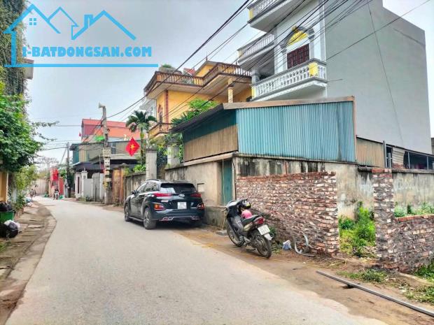 Thanh Trì gần UB Xã Đại Áng cần bán 92m2 ĐẤT mt gần 5m Ô tô tránh 7.4x tỷ