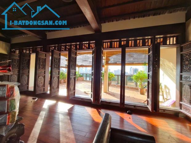 Mặt phố Hoàng Cầu - Tòa VP 8 nổi 1 hầm - Thang máy  - View hồ. - 1