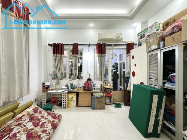 7 TỶ CÒN TL - NHÀ ĐẸP 4 TẦNG - LÊ VĂN SỸ PHÚ NHUẬN - DT42M2 (4x11M) - 4PN HẺM THÔNG THOÁNG - 3