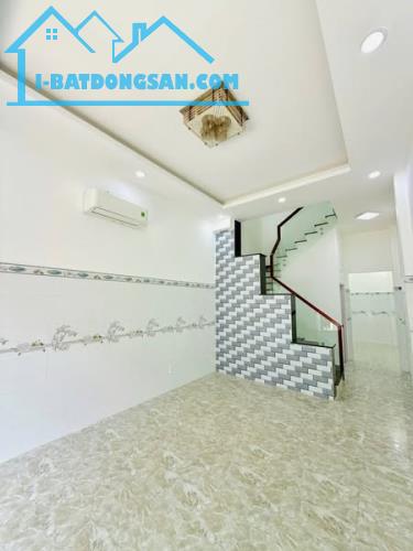 Nhà Đường Trần Bình Trọng Phường 1 Quận 10.
