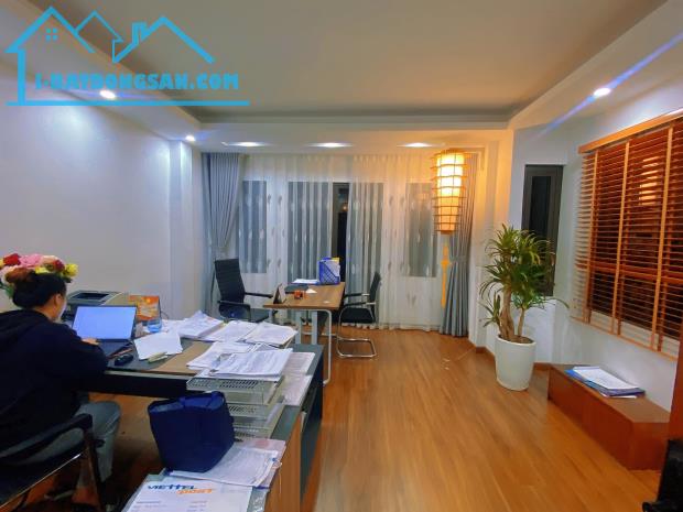 NHÀ PHỤNG CHÂU CĂN GÓC ÔTÔ ĐỖ CỔNG 60M 4T HƠN 3TỶ