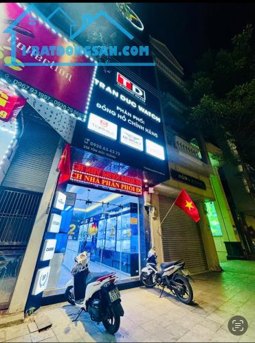 Mặt phố Tôn Đức Thắng - Phố VIP kinh doanh vô đối - Vỉa hè rộng. - 1