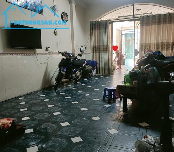 Bán nhà HXH KD Nguyễn Kiệm, P3, Phú Nhuận 98m2, 3 tầng, giá rẻ, sát mặt tiền - 1