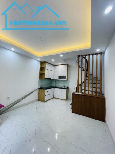 Bán nhà Trần Khát Chân - mặt ngõ thông thuận tiện , dt 25M * 5T giá 5.8 tỷ SĐCC - 2