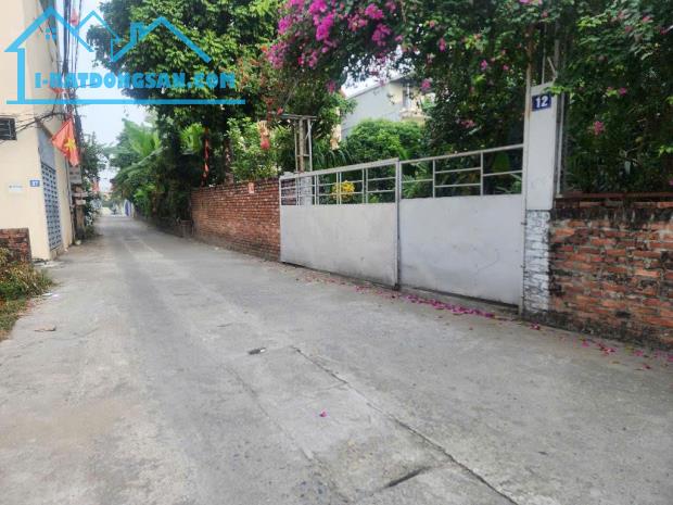 Bán đất Nam Hồng, 88m2, giá nhỉnh 4 tỷ, Gần chợ, Ô tô 7 chỗ vào nhà