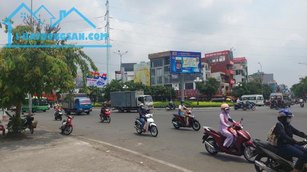 Nhà Mặt Tiền Lê Đại Hành-135m2-dòng tiền gần 100tr/tháng-Trệt+5 Lầu-Vip Quận 11 - 1