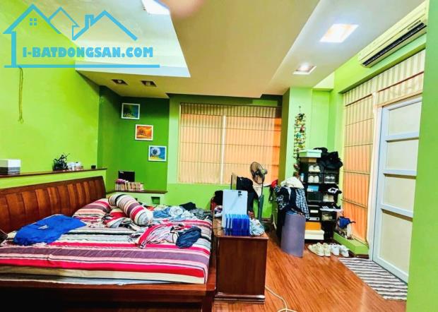 Bán nhà phố Điện Biên Phủ, Ba Đình 65m2, 5 tầng, Mặt tiền 6.8m lô góc Gara ô tô chỉ 23 tỷ