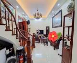 Hiếm Có - Lô Góc -Phạm Hồng Thái - Ba Đình - Dt:40m2/4 tầng/7mMT *nhỉnh 9 tỷ
