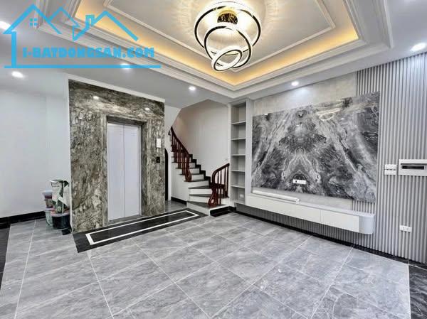 CĂN DUY NHẤT CÒN SÓT LẠI  NGUYỄN VĂN CỪ - LONG BIÊN. - 1