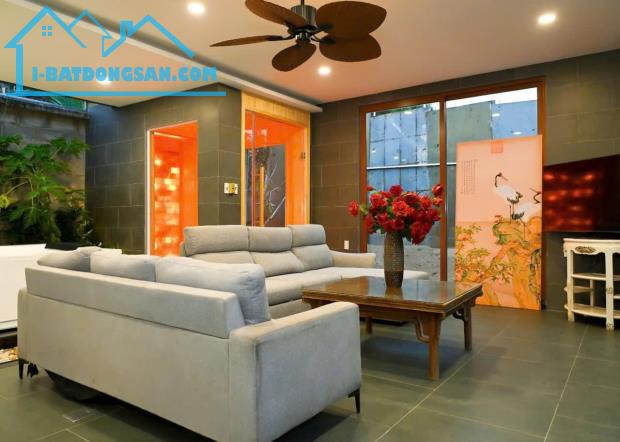 Bán Gấp VILLA Nghỉ Dưỡng Sân Vườn Hồ Bơi Đường Số 2 700m2 56,5 Tỷ TL - 2