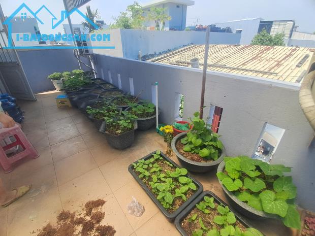 ♥ Nhà Kiệt 3m sát Nguyễn Tất Thành, 2.5 tầng đúc rộng thoáng, 2.85 tỷ - 2
