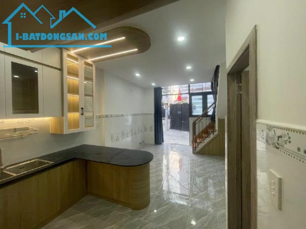 Bán nhà Hiệp Thành quận 12 ,27 m², trên 2 tỷ ,nhà đẹp mới ,dọn vô ở ngay - 2