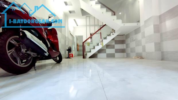 Nguyễn Trọng Tuyển TÂN BÌNH, 2 tầng 54m nở hậu, xe hơi đổ cửa, chỉ 5.9 tỷ, không lộ giới. - 2