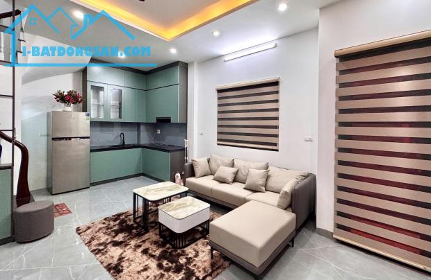Bán Nhà Phố Thanh Nhàn, đối diện CV Tuổi Trẻ - Mặt ngõ thông, 23/28m2 x 4 Tầng, Sổ vuông