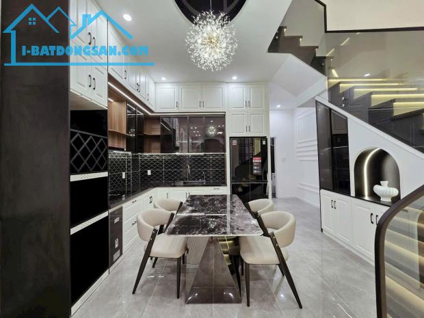 Nhà mới 100% 3 tầng MT đường 7m5 Bùi Giáng - Cách công viên 150m - 4
