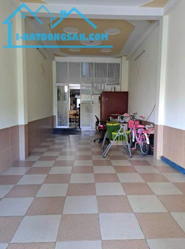 NHÀ MẶT TIỀN NGUYỄN CÔNG TRỨ - 2 MẶT TIỀN - 323M2 - 3 TẦNG - NGANG:7,6M - GẦN BIỂN - 29 TỶ
