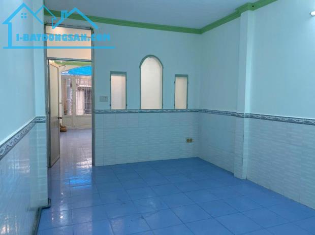 BÁN NHÀ GẦN ĐẦM SEN, LẠC LONG QUẬN, QUẬN 11, 68m2, SÁT HXH, HƠN 5 TỶ - 1