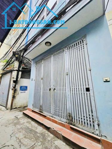 NGÕ 318 ĐÊ LA THÀNH LÔ GÓC - KINH DOANH NHỎ - NGÕ THÔNG DT 40m2 5T x MT 4.8m Giá 9.5 tỷ - 2