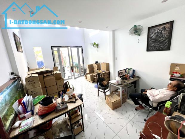 + 👉 SỐC SIÊU PHẨM GẤP GẤP BÁN NHÀ Đ HỒ HỌC LÃM TÂN TẠO BT 4,2*22,6M 2L CHỈ 4xT - 4