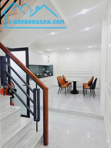 Lê Văn Quới gần 4 xã giápTân Phú hẻm 5m thông xe hơi vào nhà 60m2 -4 Tầng Nhỉnh 5ty - 2