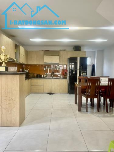 NHÀ BÌNH QUỚI 2 MẶT TIỀN - HẺM XE TẢI TRÁNH - DT 100m2 (5 x 20) - GIÁ 10.6T - 1