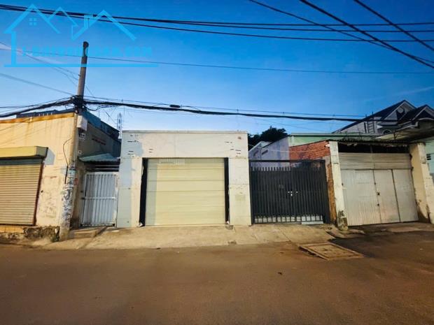 "Bán đất tặng  Nhà - Đường Số 2- Tăng Nhơn Phú B-  Quận 9 .Giá nhỉnh : 6.x tỷ (TL).Diện tí - 4