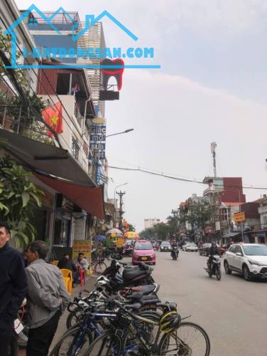 Bán nhà Đà Nẵng, Cầu Tre, Ngô Quyền, Hải Phòng. 3 tầng, 40m2, 9,7 tỷ. Ngang 3,3m, t2