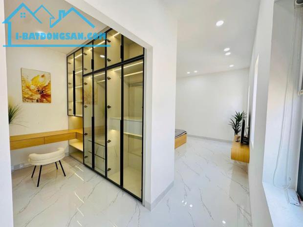 Nhà 2tầng góc 2 mt phong cách hiện đại phường EaTam DT 5.5×28m - 2