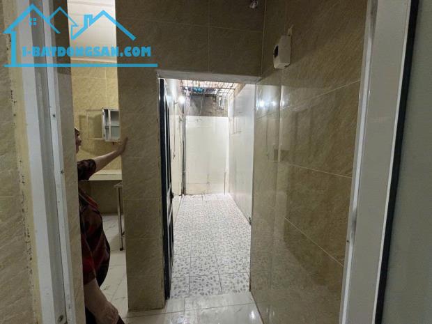 Cho thuê nhà Phố Tân Mai 50m2, 2 ngủ, 6.5 Triệu (có thương lượng) ở gđ, nhóm đi làm - 3