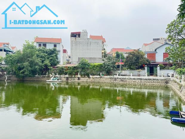 Cần tiền giá nào cũng bán 203m2 đất, khổ đẹp, không lỗi, ngay chợ và hồ Đổng Xuyên - 1