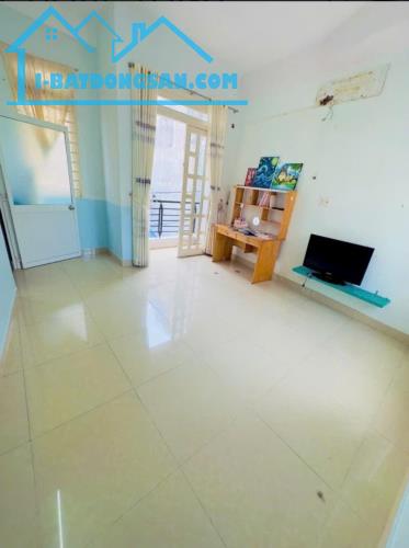 Nhà bán gần Mặt tiền  P15, Q8 thuộc đuờng Lưu Hữu Phước 👉Giá  3,88 tỷ💰 - 4