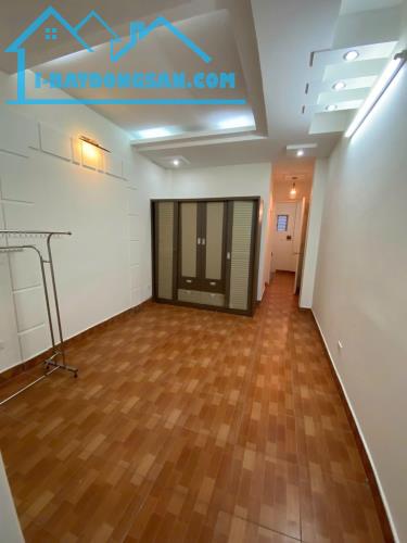 Cho thuê nhà Phố Yên Hoà, 5 tầng x 30m2, 3 ngủ, 14 Triệu - 2