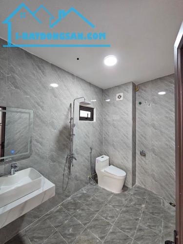 BÁN NHÀ THẠCH BÀN LONG BIÊN- 45M- 5 TẦNG- 5,6 TỶ NHÀ ĐẸP Ở SƯỚNG - 2