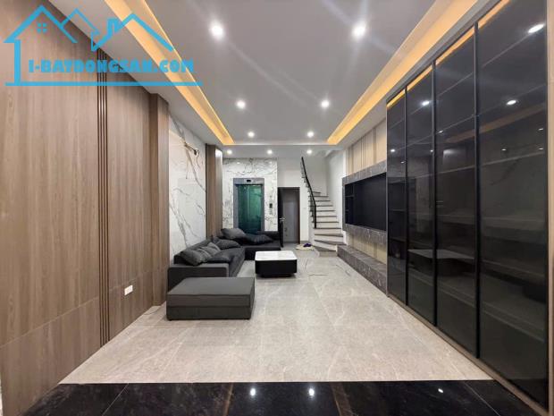 BÁN NHÀ ĐẸP NGUYỄN SƠN - 59.5M² - NHỈNH 14 TỶ – Ô TÔ VÀO NHÀ, THÔNG BÀN CỜ - 1