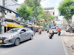 CHỈ TỪ 5 TỶ SỞ HỮU NGAY NHÀ ĐẸP DẠ NAM TRUNG TÂM Q8, 5P QUA Q1 VÀ Q5, 3 TẦNG, HẺM XE HƠI - 4