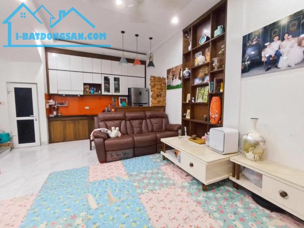 Nhà Đẹp Linh Đàm-43m2x5T-30m Ô Tô 1 tạ qua-Chỉ 6 Tỷ. - 1